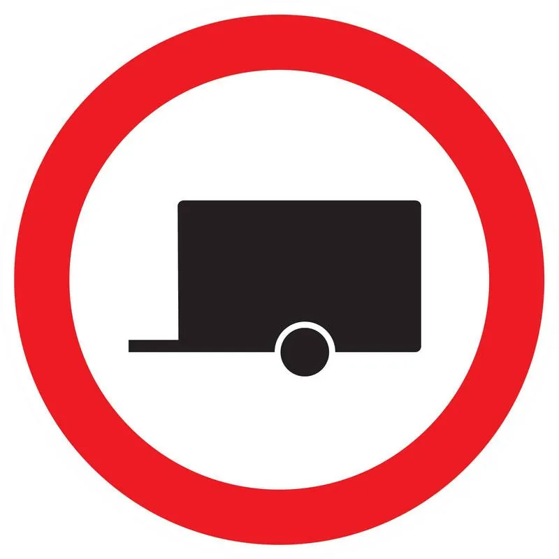 Panneau INTERDIT AUX REMORQUES NORMASI Taliaplast 722295