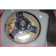 Clé à 3 bras pour trappe de réservoir . diamètre 75-160 mm KSTOOLS 150.9386 | 150.9386