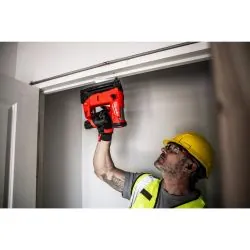 MILWAUKEE CLOUEUR À BRAD 12 VOLTS FUEL - M12 FCN18GS-202X