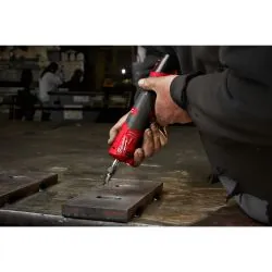 MILWAUKEE MEULEUSE DROITE 12V FUEL M12 FDGS-0 4933471435