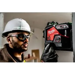 MILWAUKEE LASER 4 LIGNES AVEC 4 POINTS 12 VOLTS M12