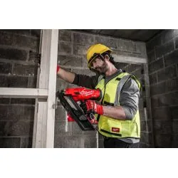 MILWAUKEE CLOUEUR DE CHARPENTE 18 VOLTS FUEL M18 FFN-502C