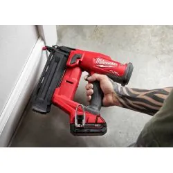 MILWAUKEE CLOUEUR DE FINITION 18 VOLTS FUEL M18 FN18GS-202X
