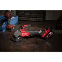 MILWAUKEE MEULEUSE D'ANGLE SÉCURITAIRE 125MM 18 VOLTS FUEL