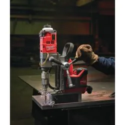 MILWAUKEE PERCEUSE MAGNÉTIQUE 18 VOLTS FUEL M18 FMDP-0C