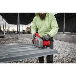 MILWAUKEE SCIE CIRCULAIRE MÉTAL 18 VOLTS FUEL M18 FMCS66-0C
