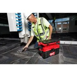 MILWAUKEE ASPIRATEUR EAU ET POUSSIÈRES PACKOUT 18 VOLTS M18