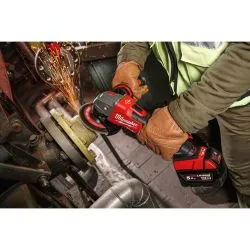 MILWAUKEE MEULEUSE D'ANGLE 125MM 18 VOLTS FUEL M18