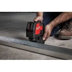 MILWAUKEE LASER 2 LIGNES AVEC APPLOMB 4 VOLTS L4 CLLP-301C