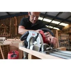 MILWAUKEE SCIE CIRCULAIRE 2100W CS 85CBE 4933451116