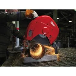MILWAUKEE TRONCONNEUSE MÉTAL 2300W CHS 355 E 4933411760