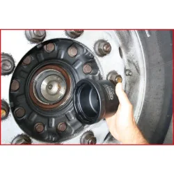 Douille pour écrou d'essieu Mercedes . 95 mm KSTOOLS 460.5615 | 460.5615