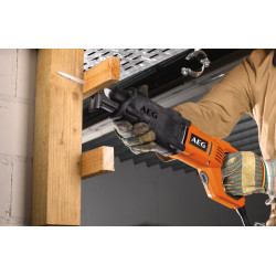 Scie sabre 900W US900XE AEG POWERTOOLS