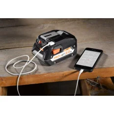 Adaptateur 18V avec prise usb BHJ18C-0 AEG POWERTOOLS | BHJ18C-0