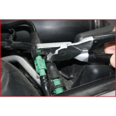 Pince pour raccords rapides de conduites de carburant . 0-30 mm KSTOOLS 115.1094 | 115.1094