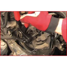 Pince coudée pour conduites de carburant . 0-24 mm KSTOOLS 115.1099 | 115.1099