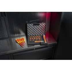 Kit outillage isolé intervention élémentaire sur véhicules électriques
