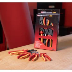 Jeu de 4 pinces isolées à poignée bi-composant KSTOOLS 117.1100 | 117.1100