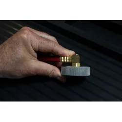 Adaptateur européen type E 20 avec raccord coudé | Vis bois | Ekibat