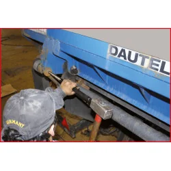 Pointeau automatique double fonction : pointeau et chasse-clous | Clou