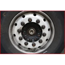 Douille pour écrou d'essieu Mercedes . 95 mm | Boulonnerie | Ekibat
