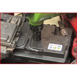 Bouteille de remplissage automatique pour batterie . 2 | Clés & Douill
